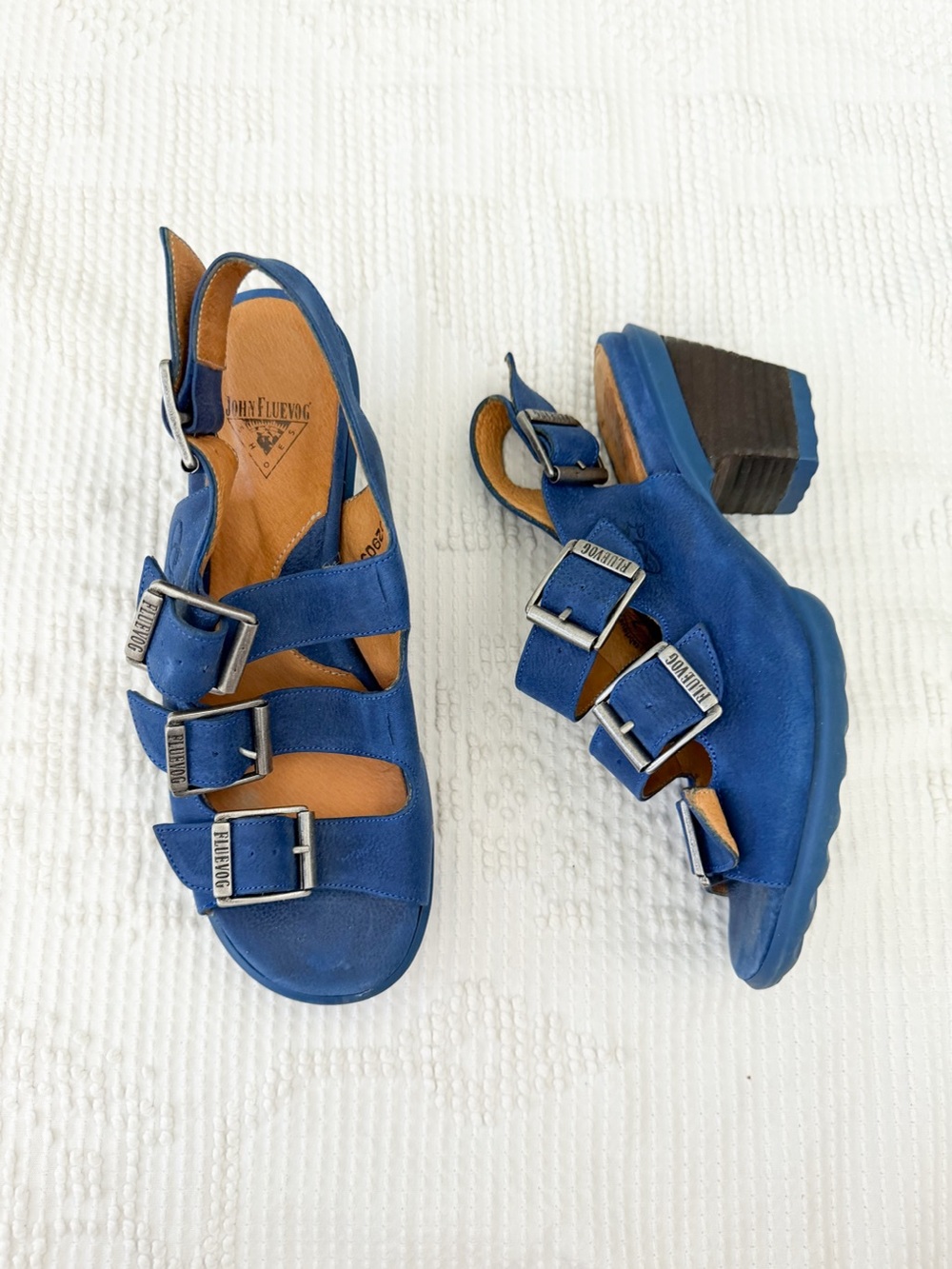 John Fluevog Hopefuls Sunny Blue Sandals Buckles 7